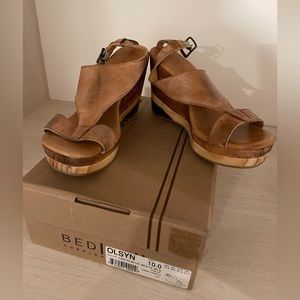 BED STU SANDAL. W10